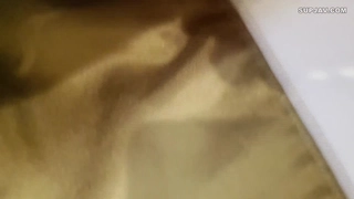 极品美乳女神被大鸡巴爆操 跳蛋玩穴淫液流深插淫荡浪叫
