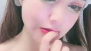 成都学习机构公司女同事上班期间洗手间自慰
