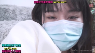 细腰美臀小护士脸蛋清纯可爱，在床上骚浪得像是另一人~