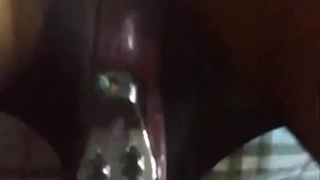大学女生与两个阳具丰满的伴侣享受双重插入