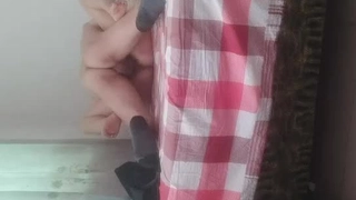 极品身材骚妻子3P被疯狂蹂躏（续集）