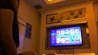 上海明珠星级大酒店与富家公子洗澡时从洗手间干到天台 爆插美女的菊花